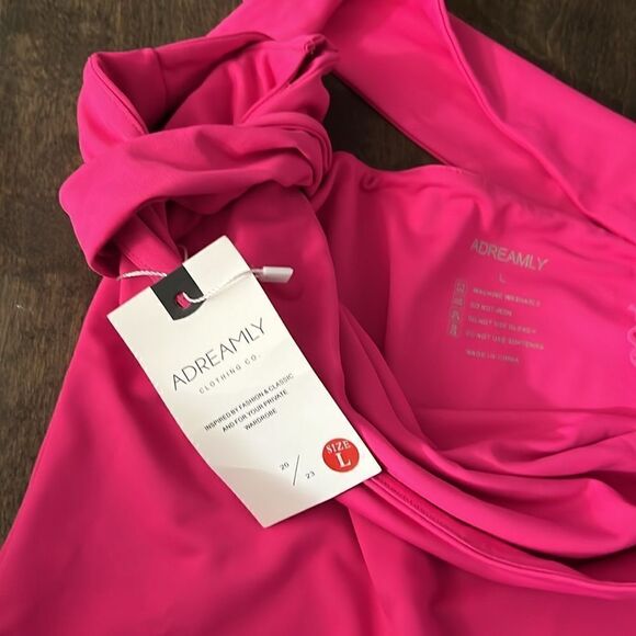 NWT Adreamly Sexy Sleeveless One Shoulder Cut Out Back Bodysuit Large - Picture 5 of 12